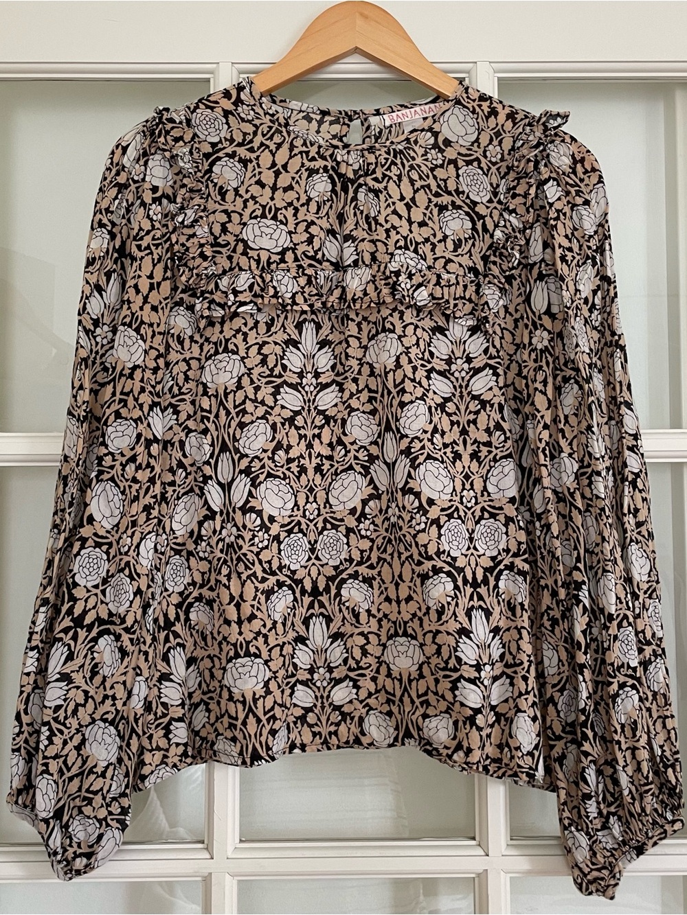 Banjanan floral print balloon sleeve blouse black beige white 100% cotton M